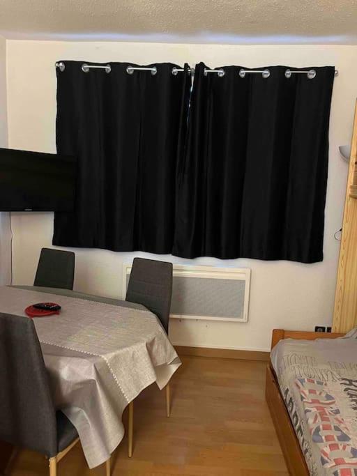 Charmant Studio A Font-Romeu Avec Place De Parking Exterior foto